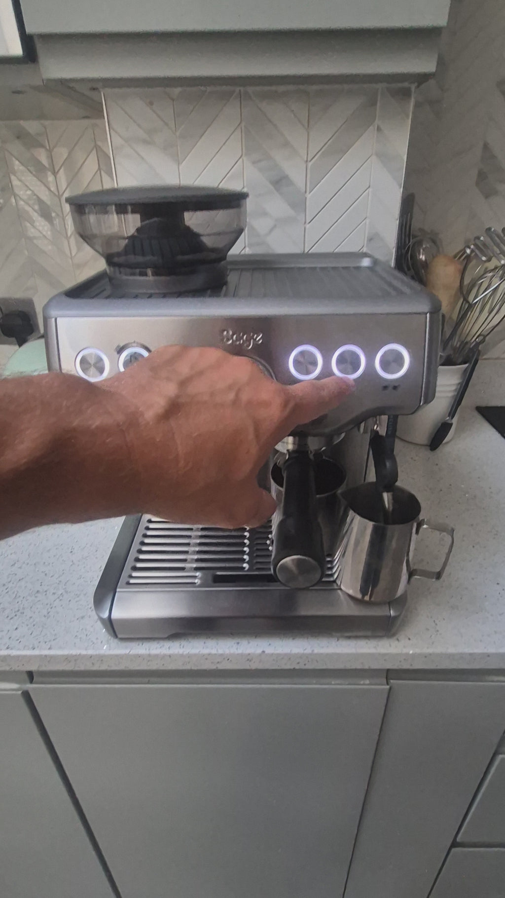 Sage Barista Express™ – Fully Refurbished | Brushed Stainless Steel