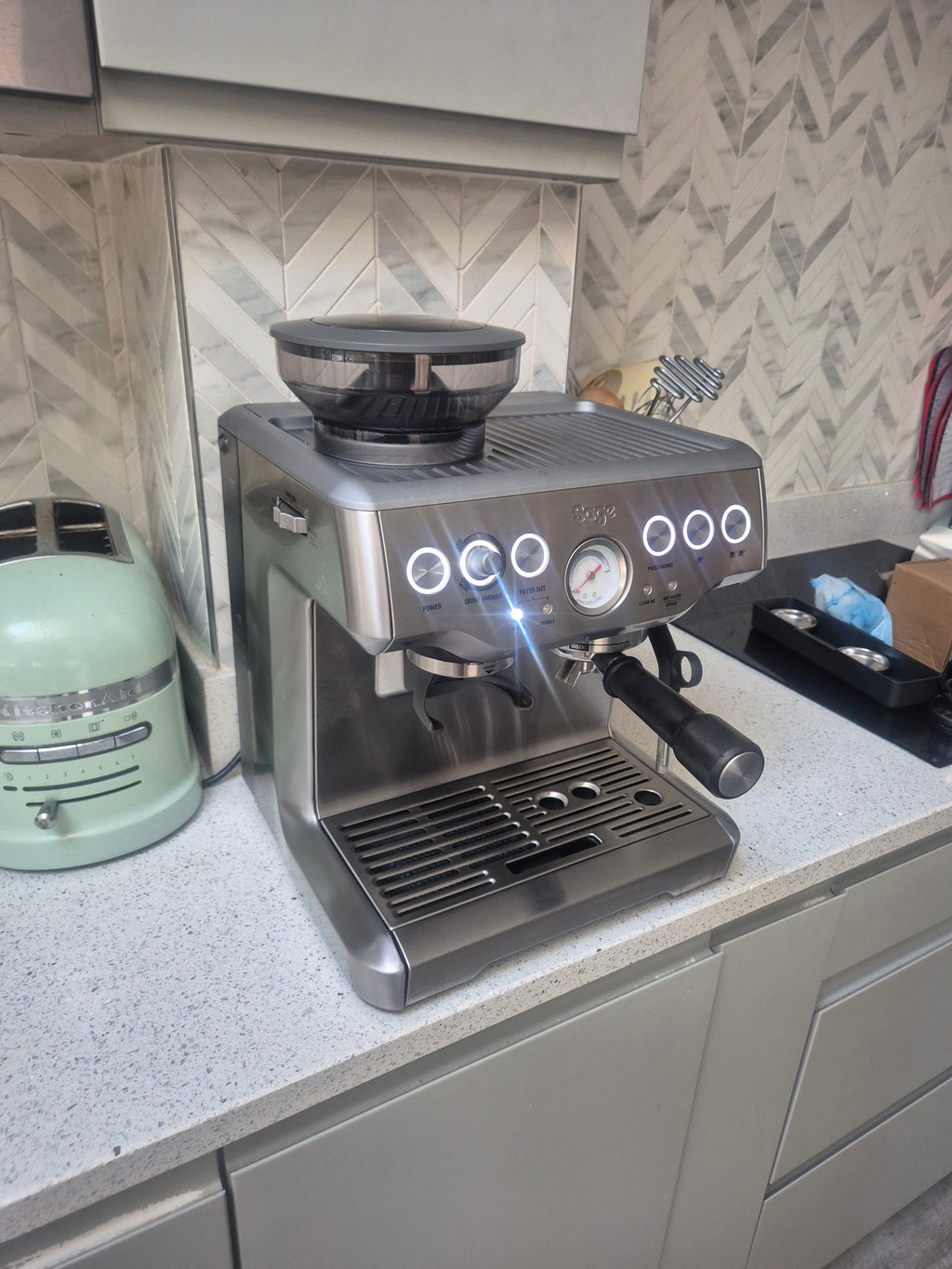 Sage Barista Express™ – Fully Refurbished | Brushed Stainless Steel